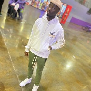 Meet your Posher, Kelly